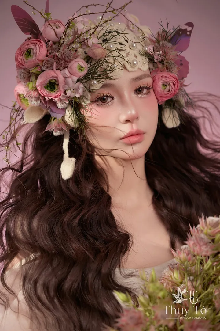 Makeup & làm tóc — Thuý Tô Studio